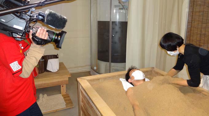 テレビ大分「ゆ~わくワイド｣酵素風呂体験